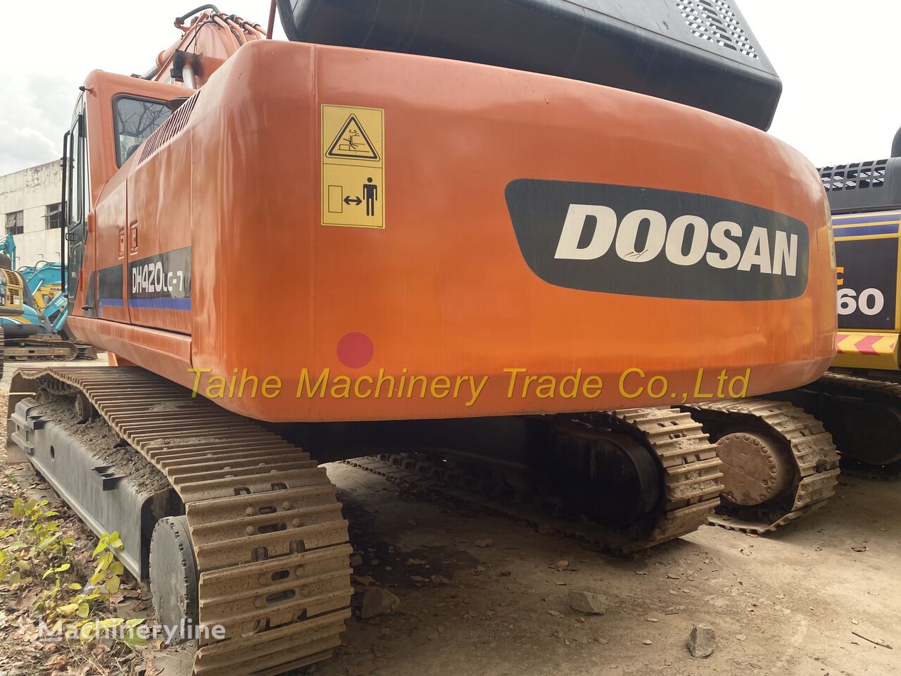 Doosan DH420-7 bager gusjeničar