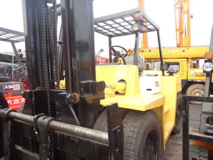 KOMATSU FD100 teški viljuškar